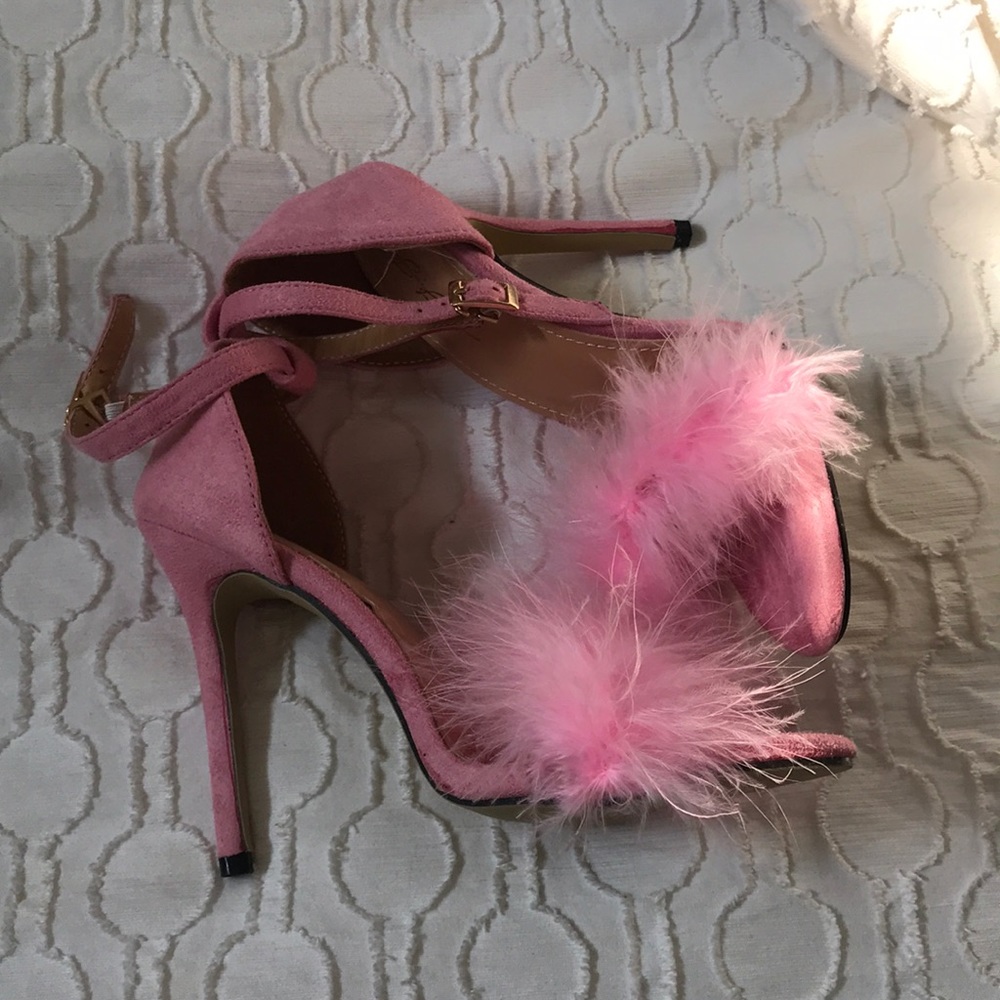 Size 40 pinky furry ankle strap sandals